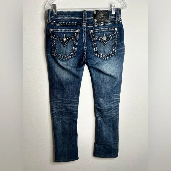 Miss Me Low Rise Dark Wash Rhinestone Faux Flap Pocket Jean Sze 27 (30X28.5) - Picture 2 of 10